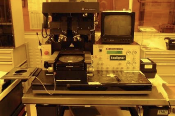 UV exposure tool for photolithography under yellow cleanroom light